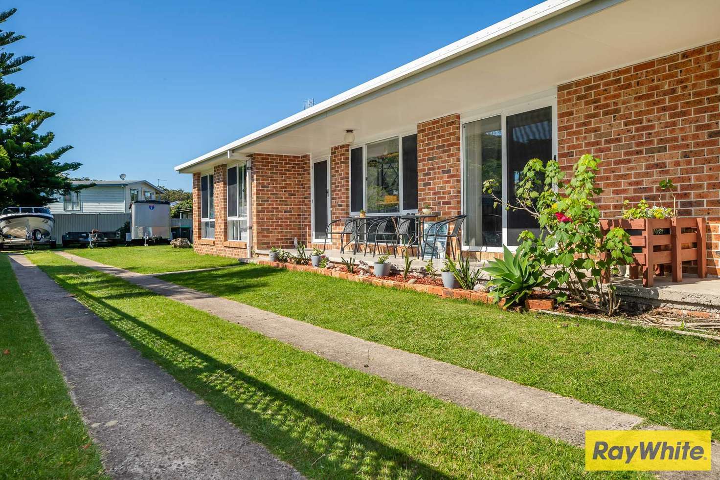 Main view of Homely semiDetached listing, 2/43 Belbowrie Parade, Maloneys Beach NSW 2536