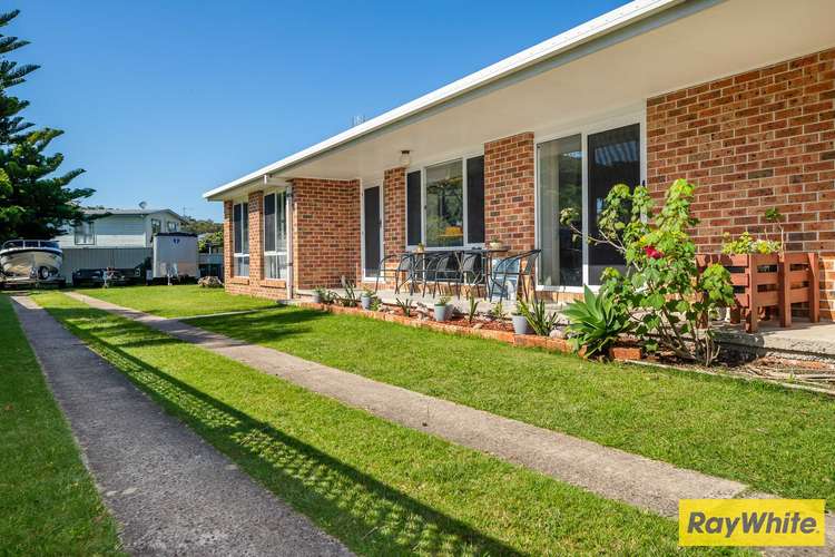 Main view of Homely semiDetached listing, 2/43 Belbowrie Parade, Maloneys Beach NSW 2536