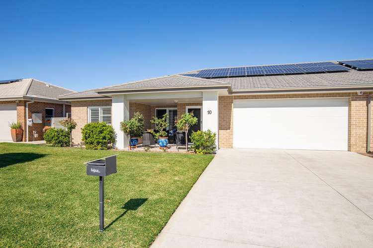 10 Heron Circuit, Fullerton Cove NSW 2318