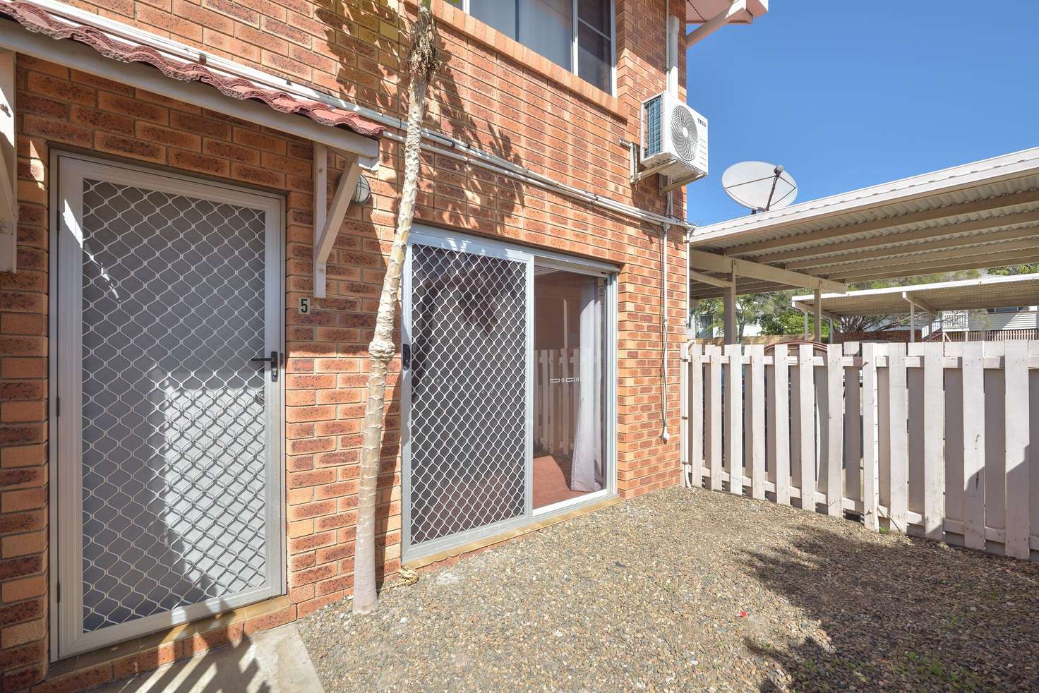 Main view of Homely unit listing, 5/7 Eden Street, South Gladstone QLD 4680