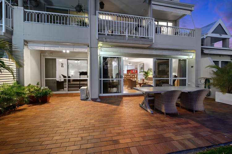 Main view of Homely apartment listing, 2/3 Marina Crescent, Hollywell QLD 4216