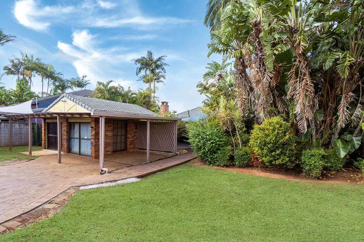 425 Mains Road, Macgregor QLD 4109