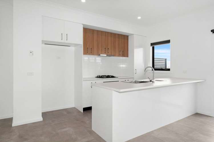 Main view of Homely house listing, 10 Kobe Crescent, Wollert VIC 3750