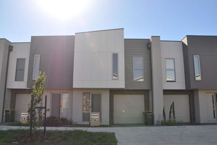 Second view of Homely house listing, 5 Eaglehawk Drive, Mernda VIC 3754