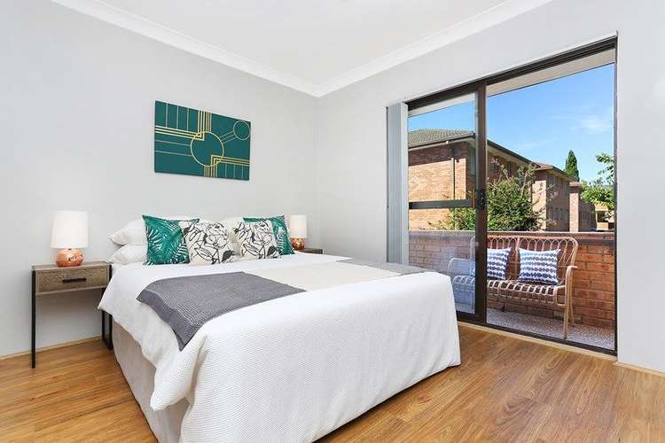 Third view of Homely apartment listing, 2/6 Queens Road, Westmead NSW 2145