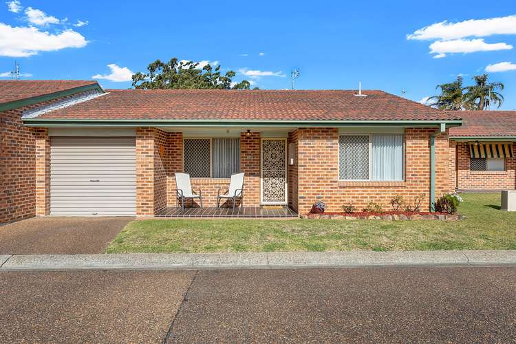 Main view of Homely unit listing, 2/19 Beatty Boulevard, Tanilba Bay NSW 2319