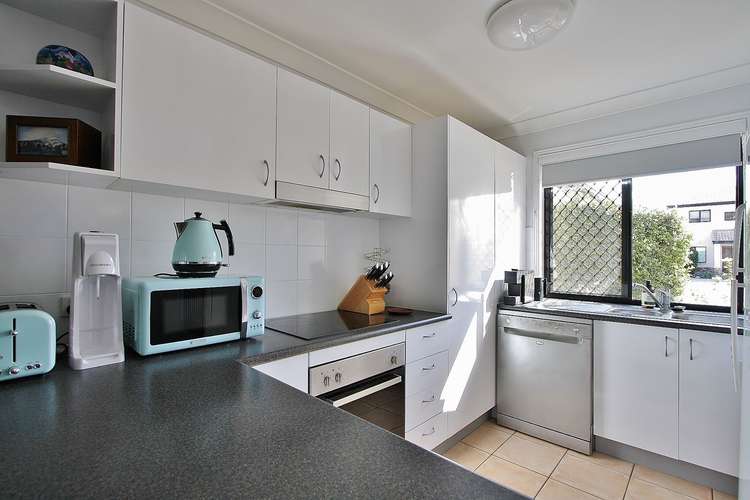Fifth view of Homely townhouse listing, 9/2 Prudence Court, Carina QLD 4152