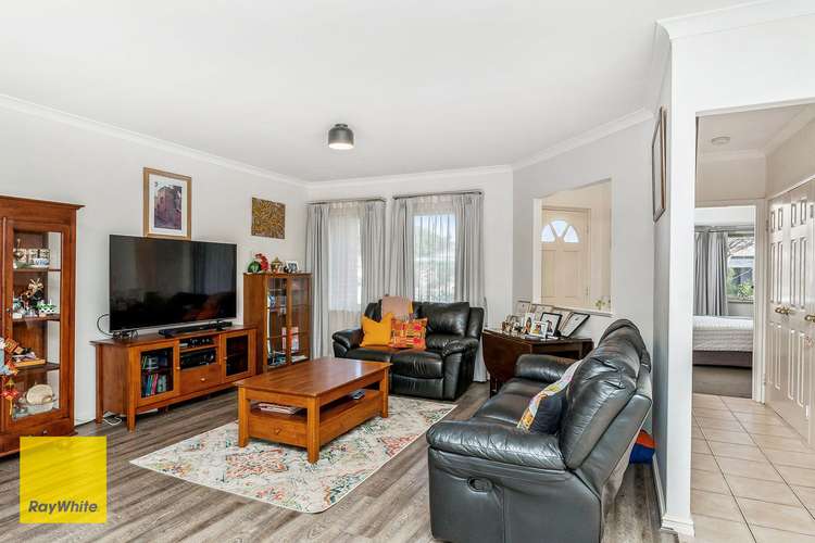 Fourth view of Homely house listing, 17 Babbler Court, Maida Vale WA 6057