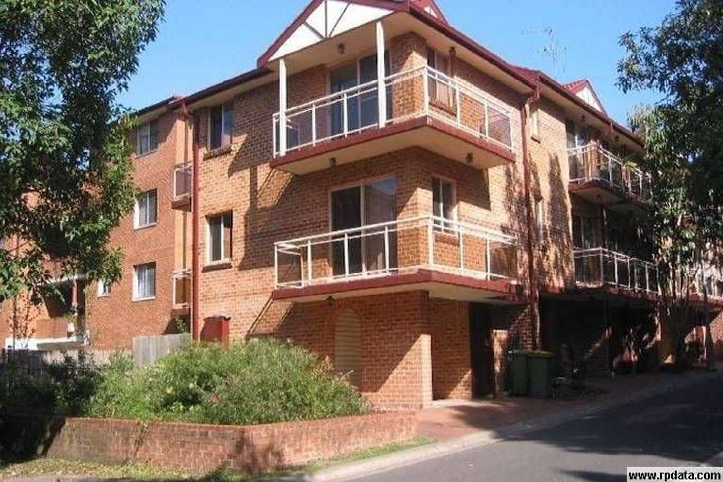 Main view of Homely townhouse listing, 2/3 Railway Parade, Westmead NSW 2145