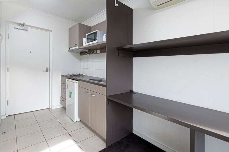 Fourth view of Homely apartment listing, 32/14 Spring Street, Box Hill VIC 3128
