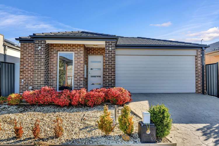 Second view of Homely house listing, 7 Bluebell Drive, Craigieburn VIC 3064