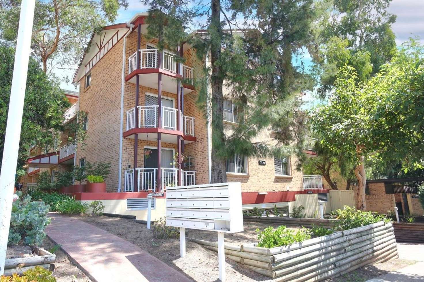 Main view of Homely unit listing, 15/17-19 Littleton Street, Riverwood NSW 2210