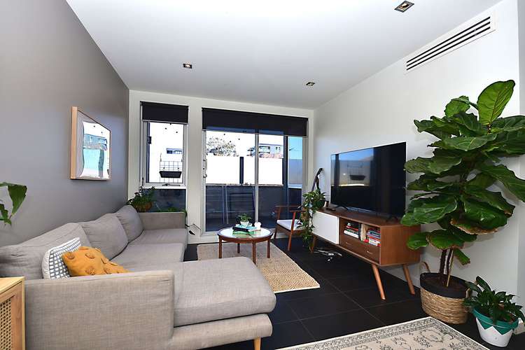 Main view of Homely apartment listing, 3/55 Reid Street, Fitzroy North VIC 3068