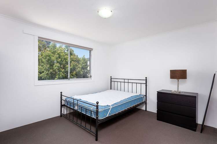 Fifth view of Homely unit listing, 5/15 Lather Street, Southport QLD 4215