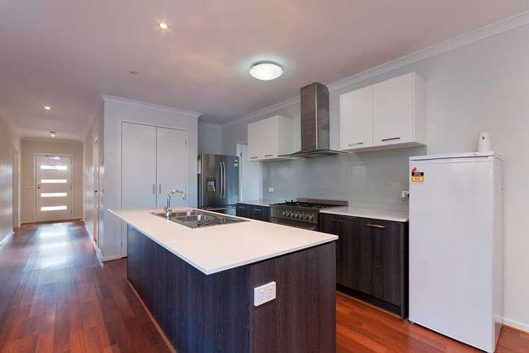 Fifth view of Homely house listing, 23 Brickwood Circuit, Craigieburn VIC 3064