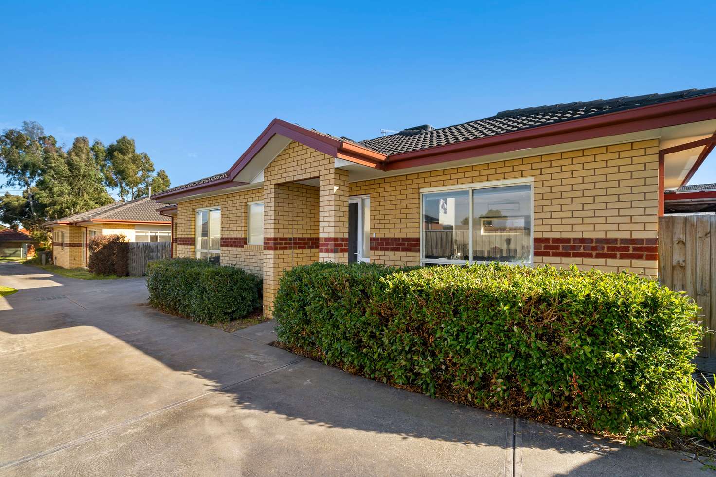 Main view of Homely townhouse listing, 2/33 Manoon Road, Clayton South VIC 3169