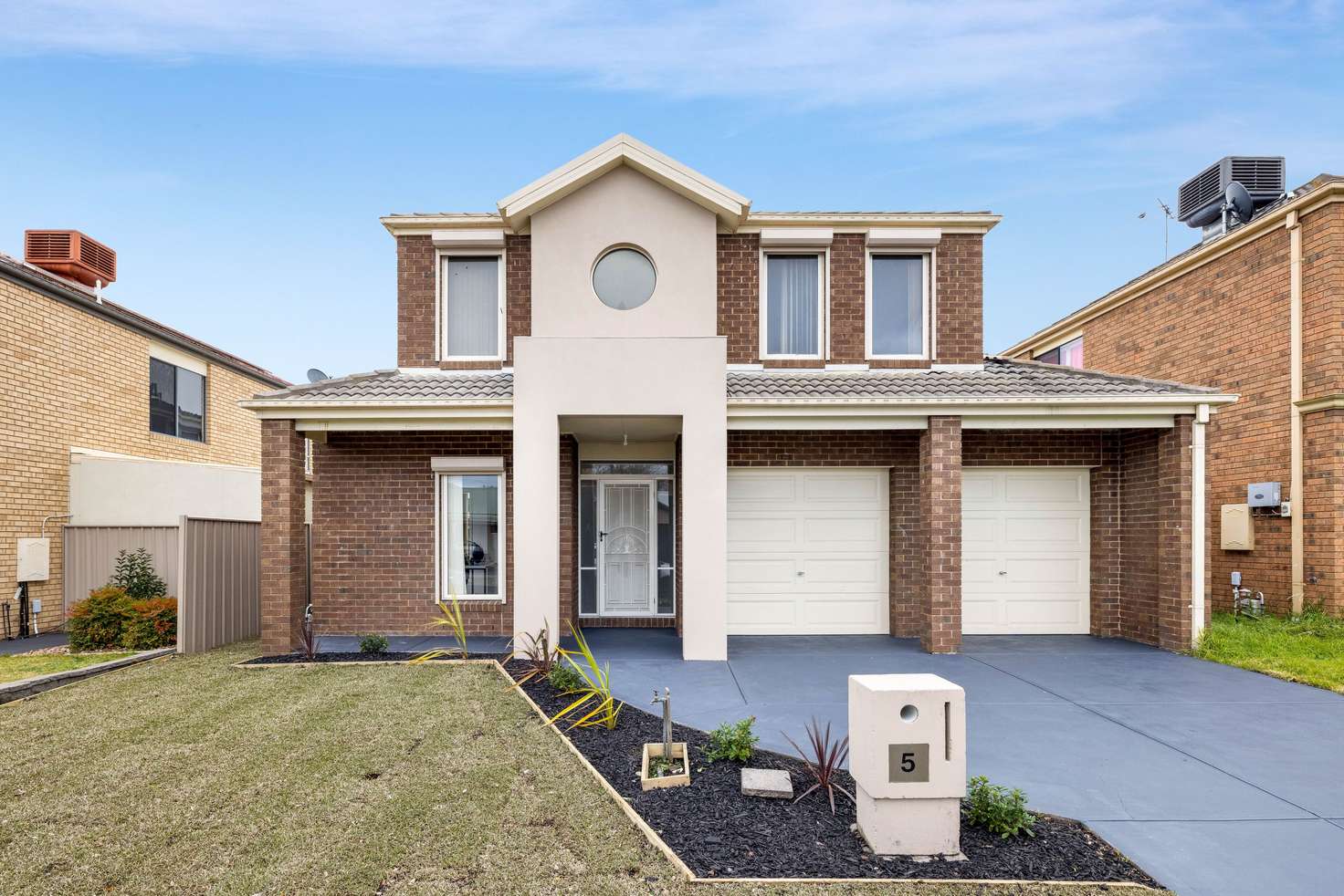 Main view of Homely house listing, 5 Green Hill Place, Craigieburn VIC 3064