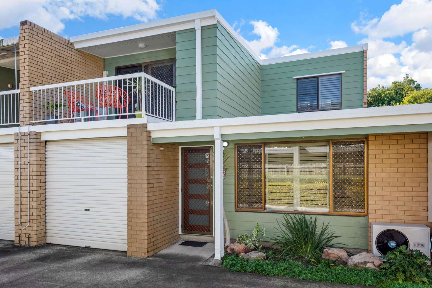 Main view of Homely townhouse listing, 2/52 Bunya Street, Greenslopes QLD 4120