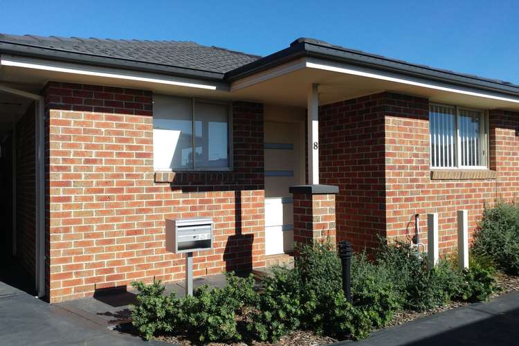 Second view of Homely house listing, 8 Delwyn Close, Thomastown VIC 3074