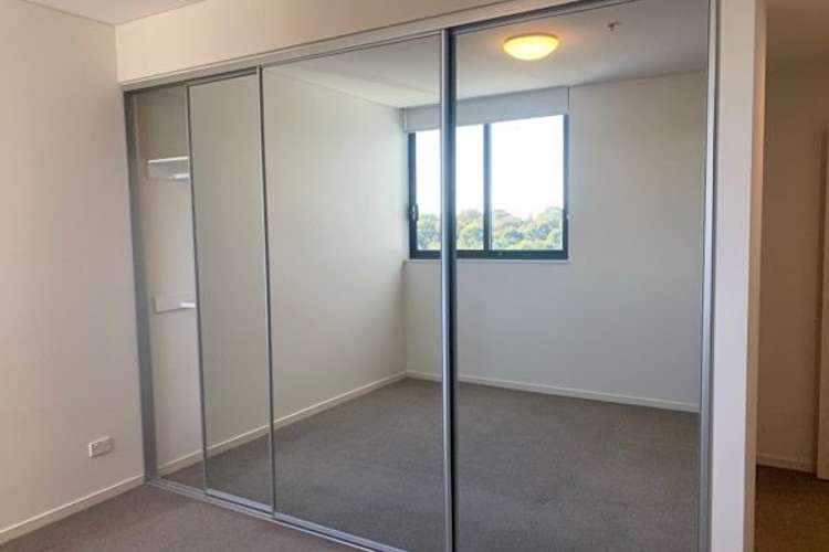 Fifth view of Homely apartment listing, 12093/5 Bennelong Parkway, Wentworth Point NSW 2127