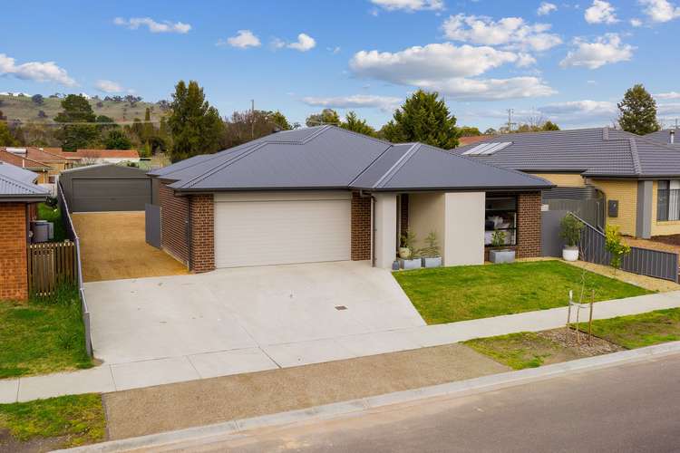 Main view of Homely house listing, 3 Peak Court, Mansfield VIC 3722