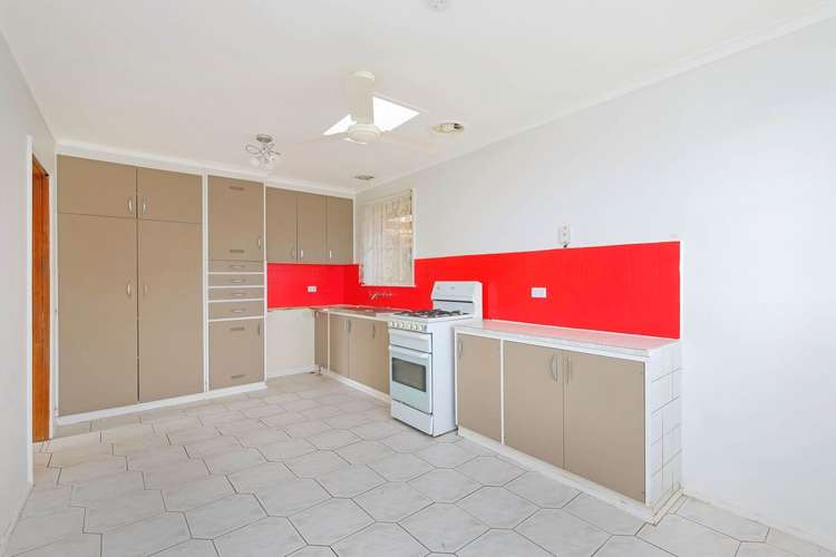 Fourth view of Homely house listing, 3 Leech Court, Jacana VIC 3047