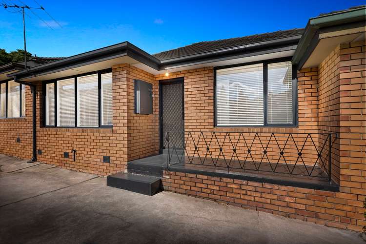 Main view of Homely unit listing, 2/18 Carrum Street, Malvern East VIC 3145