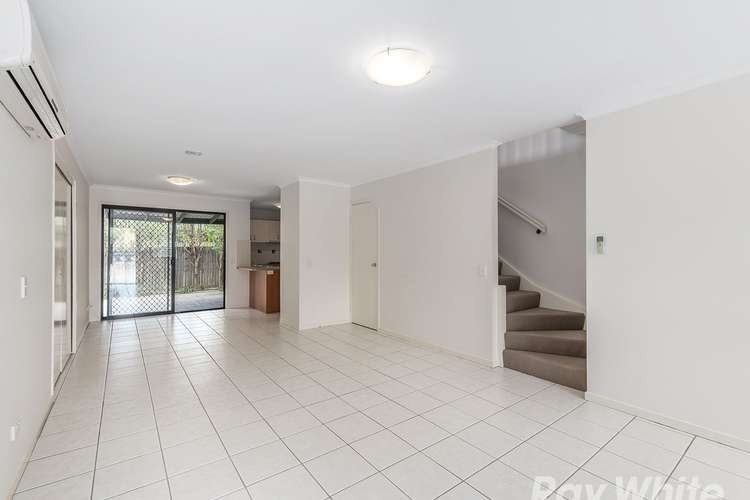 Second view of Homely townhouse listing, 2/165 FLOWER Street, Northgate QLD 4013