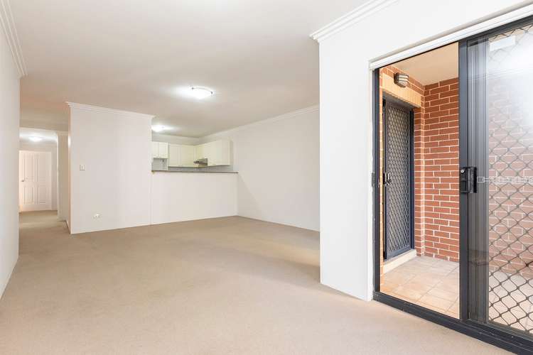 Third view of Homely apartment listing, 5/36 Buckland Street, Chippendale NSW 2008
