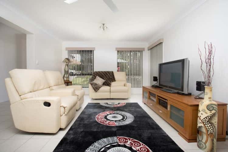 Second view of Homely house listing, 100 Brookeside Crescent, Seventeen Mile Rocks QLD 4073