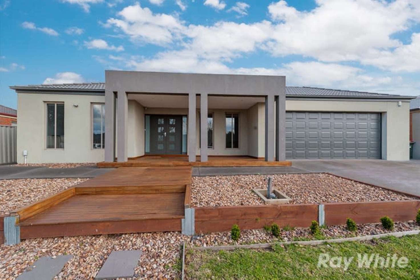 Main view of Homely house listing, 5 Sage Hills Place, Craigieburn VIC 3064