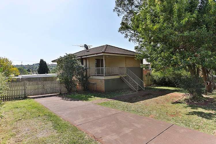 27 Festival Street, Rockville QLD 4350