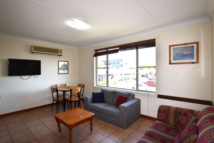 Fourth view of Homely unit listing, 5/141 Auckland Street, Gladstone Central QLD 4680