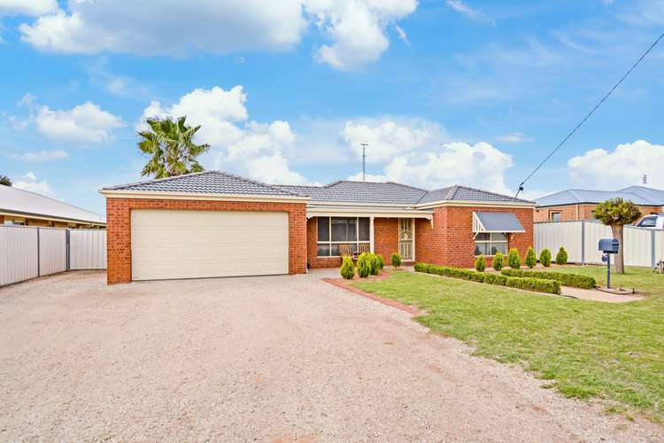 6 Shaddock Court, Ouyen VIC 3490