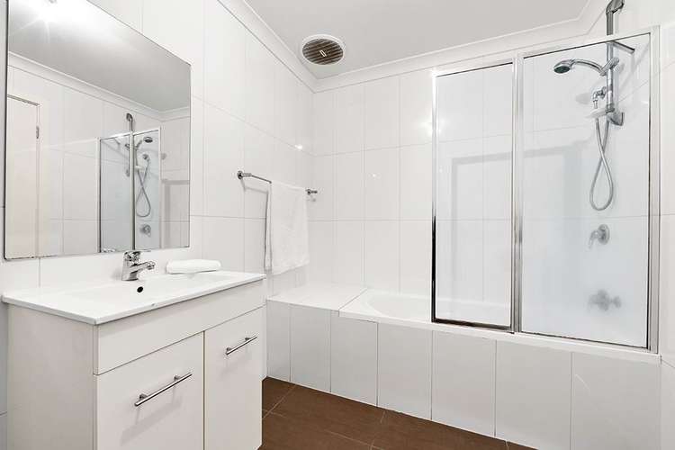 Fifth view of Homely apartment listing, 8/4 Eldridge Street, Footscray VIC 3011