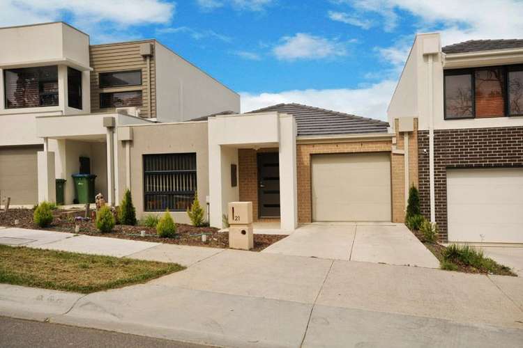 Main view of Homely house listing, 21 Hubble Road, Croydon VIC 3136