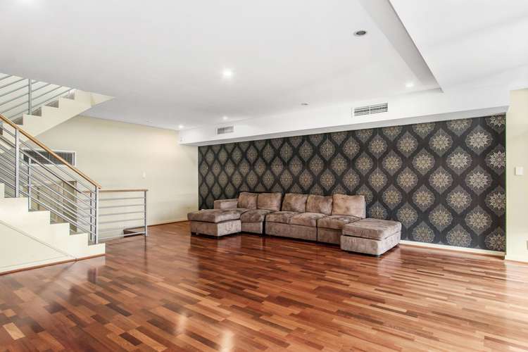Fifth view of Homely townhouse listing, 2/211 Bulwer Street, Perth WA 6000