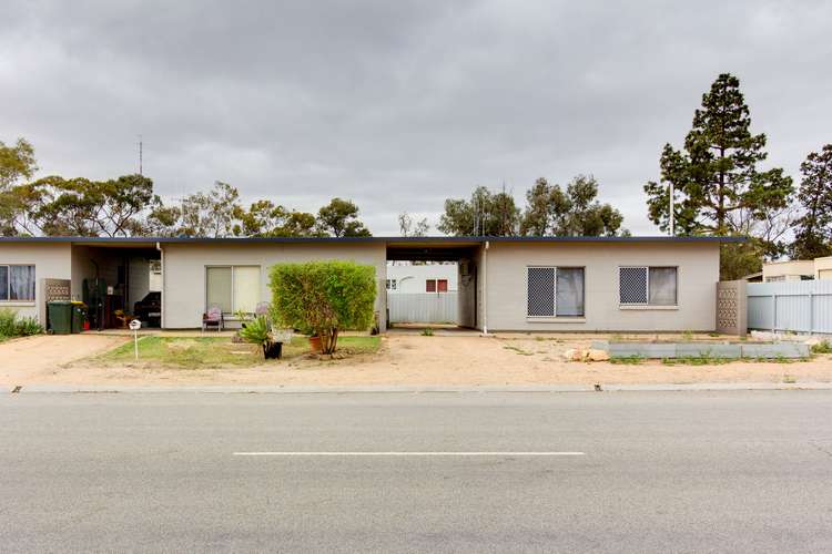 1 & 2/42 Queen Elizabeth Drive, Barmera SA 5345