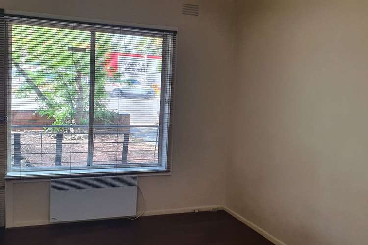 Fifth view of Homely apartment listing, 1/3b Warrigal Road, Hughesdale VIC 3166