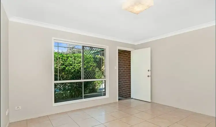 64 Avonmore Street