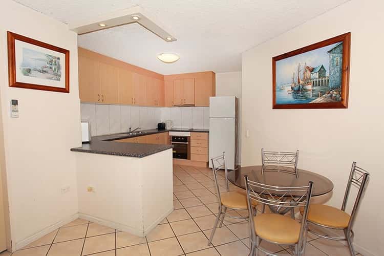 Fifth view of Homely unit listing, 2/2 Mary Street, Alexandra Headland QLD 4572