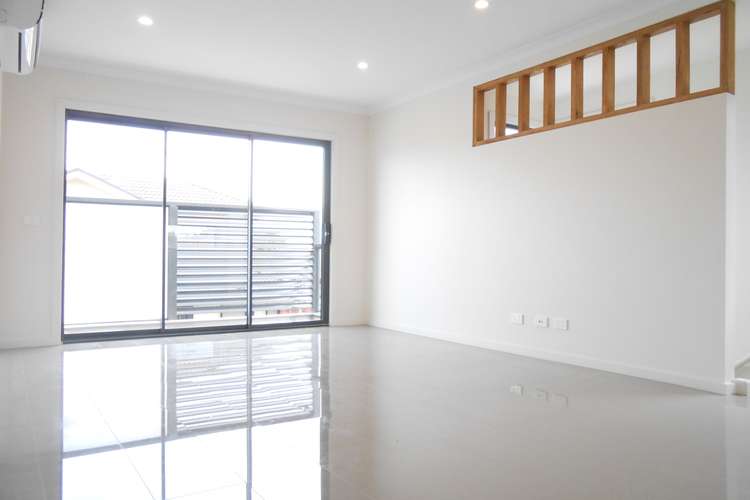 Third view of Homely townhouse listing, 5/8 Kelly Street, Chadstone VIC 3148
