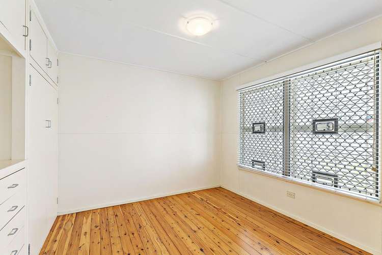 Fourth view of Homely house listing, 1/13 Rankin Parade, Main Beach QLD 4217