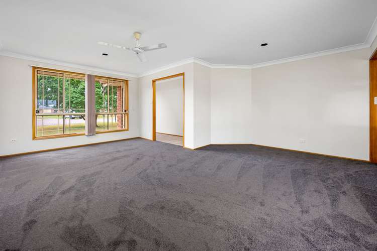 Fifth view of Homely house listing, 5 Jason Close, Hunterview NSW 2330
