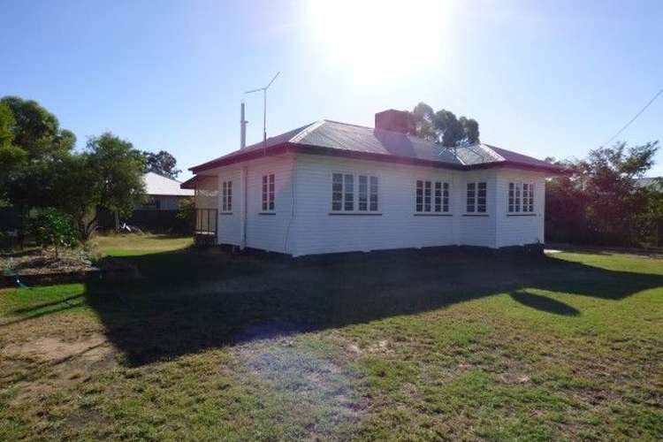 19 Hoffman Street, Roma QLD 4455