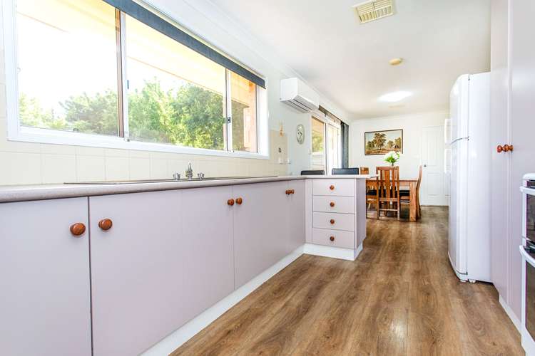 Third view of Homely villa listing, 1/44 Evans Street, Cowra NSW 2794