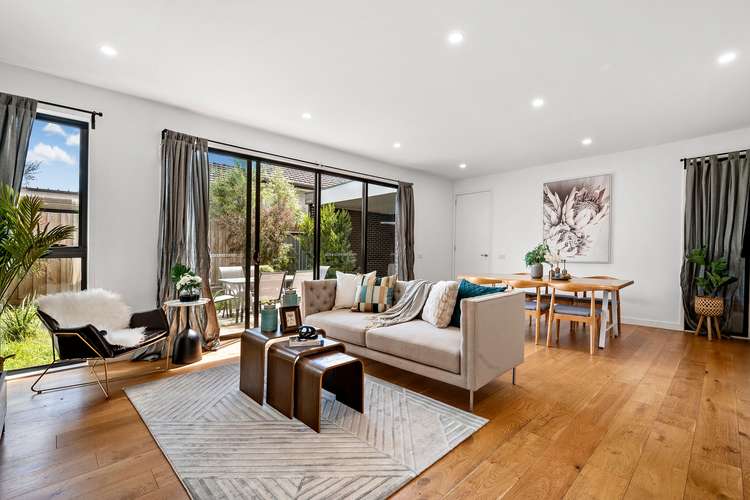 Main view of Homely townhouse listing, 2/7 Madeleine Road, Clayton VIC 3168