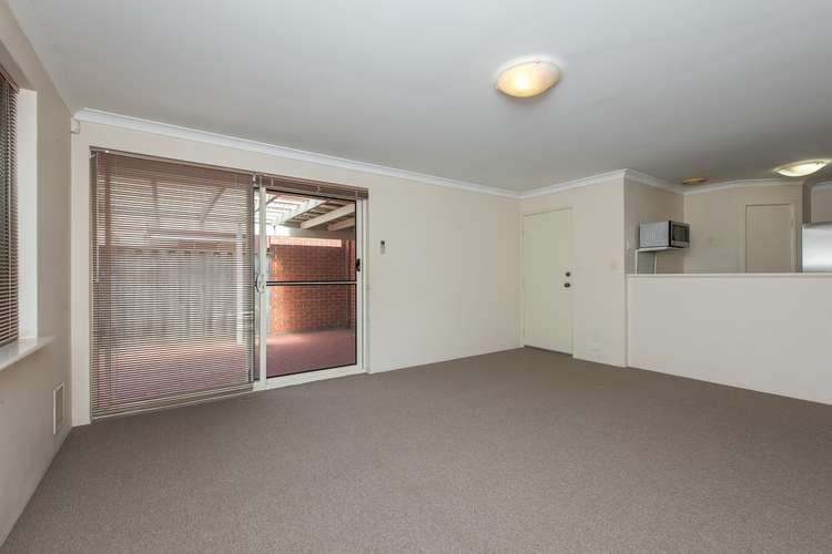 Sixth view of Homely villa listing, 2/6 Johnson Street, Redcliffe WA 6104