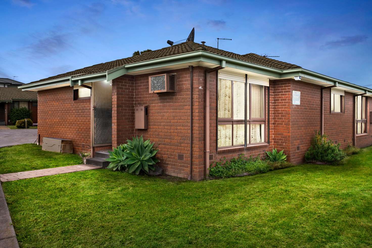 Main view of Homely unit listing, 9/8 Symon Crescent, Thomastown VIC 3074