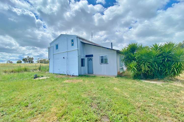 22 Hoads Road, Bendick Murrell Via, Young NSW 2594